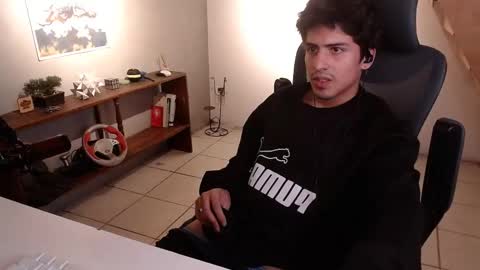 Snapshot of thieves_us chatting on 02-11-26, 02:27 thieves_us online show from 02-11-26, 02:27