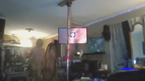 lola...and...thiggy online show from 11-16-25, 04:51