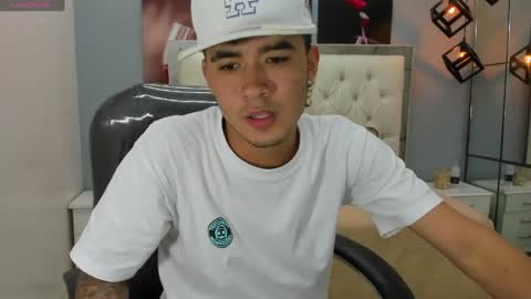  THIAGO COLLINS  online show from 05-17-26, 11:12