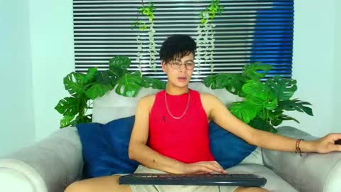 Snapshot of thiiagosaeenz chatting on 03-01-26, 04:25 Thiago Saenzz online show from 03-01-26, 04:25