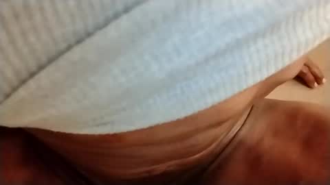 Snapshot of thikstikdeej chatting on 06-17-26, 06:16 thikstikdeej online show from 06-17-26, 06:16