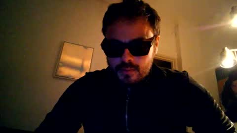 Snapshot of thinkingaboutthisnewgirl chatting on 11-17-25, 06:41 Thinking About This New Girl online show from 11-17-25, 06:41