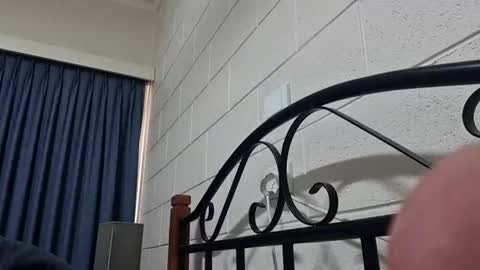 Snapshot of thisbloke96 chatting on 02-12-25, 07:23 thisbloke96 online show from 02-12-25, 07:23