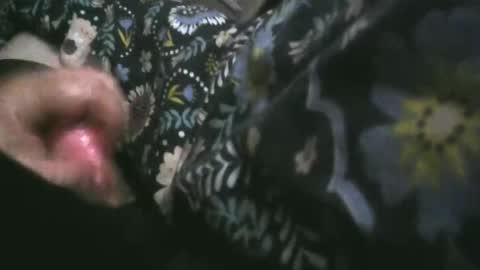 Snapshot of thisbloke96 chatting on 10-21-25, 05:19 thisbloke96 online show from 10-21-25, 05:19