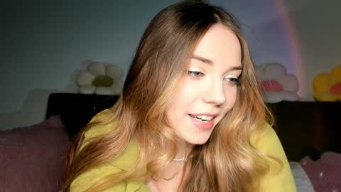 Snapshot of thisisamelia chatting on 01-12-25, 02:52 Amelia shows on mondays fridays and sundays if anything changes im giving updates on my fansly online show from 01-12-25, 02:52