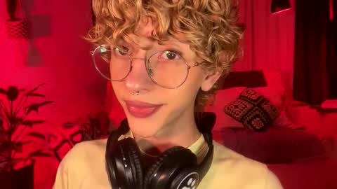 Damiano online show from 04-22-26, 07:59