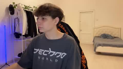 Thomas Hill online show from 11-19-25, 08:09