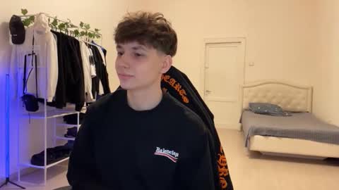 Thomas Hill online show from 11-22-25, 08:19