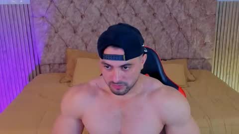 Thomas Brandon online show from 12-05-25, 06:11