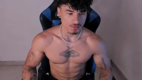 Snapshot of thomas_fit1 chatting on 06-22-26, 12:02 Thomas 3 JUST STAY AND BE MY LAST LOVE online show from 06-22-26, 12:02