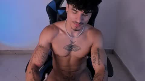 Snapshot of thomas_fit1 chatting on 06-26-26, 12:53 Thomas 3 JUST STAY AND BE MY LAST LOVE online show from 06-26-26, 12:53