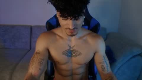 Snapshot of thomas_fit1 chatting on 07-03-26, 01:12 Thomas 3 JUST STAY AND BE MY LAST LOVE online show from 07-03-26, 01:12