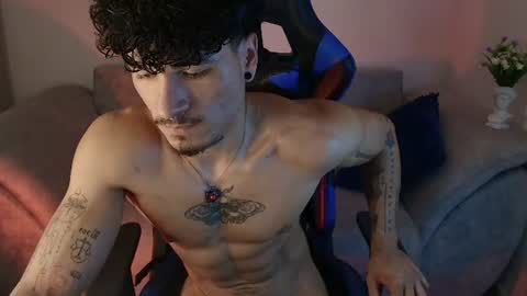 Snapshot of thomas_fit1 chatting on 07-28-26, 03:21 Thomas 3 JUST STAY AND BE MY LAST LOVE online show from 07-28-26, 03:21