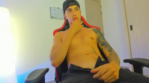 thomas_foxx online show from 04-10-26, 05:12