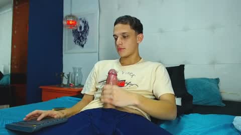 Snapshot of thomas_may4rs chatting on 04-10-26, 03:56 ---Thomas--- online show from 04-10-26, 03:56