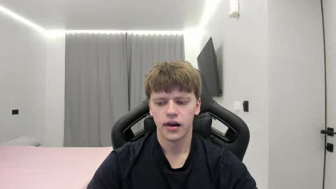 Tomas online show from 04-09-26, 07:19