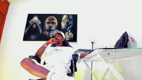 Thomas online show from 02-23-25, 03:40