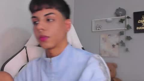 Thomas online show from 11-15-25, 03:26