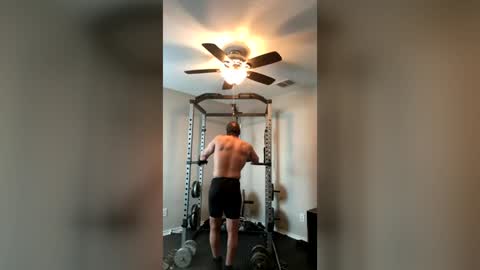 Snapshot of thomasgwhitecft chatting on 06-20-26, 04:32 FatherTime online show from 06-20-26, 04:32