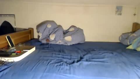 Snapshot of thomasleiber chatting on 12-23-25, 09:18 Thomas online show from 12-23-25, 09:18