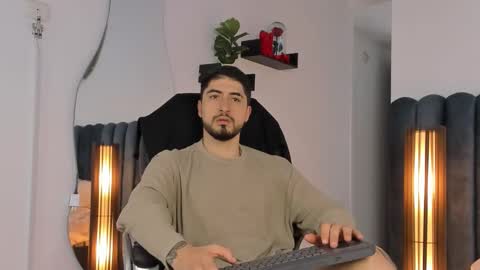 sweetfit boy online show from 10-08-25, 06:16