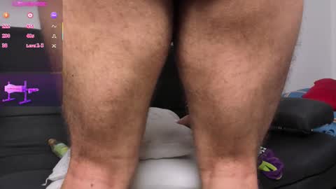 Snapshot of thomass_royy chatting on 11-28-25, 11:13 thomass royy online show from 11-28-25, 11:13