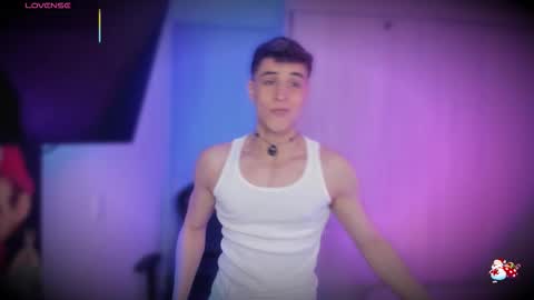 Thom Klein online show from 12-22-25, 07:11