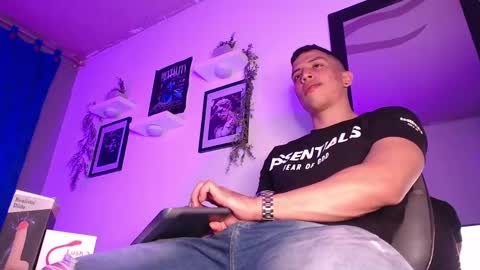 Thoms Every online show from 12-24-24, 03:16