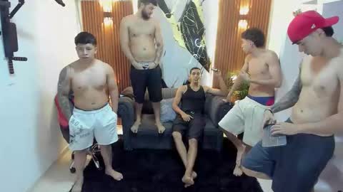 Snapshot of thomson_hot01 chatting on 04-30-26, 05:36 thomson_hot01 online show from 04-30-26, 05:36