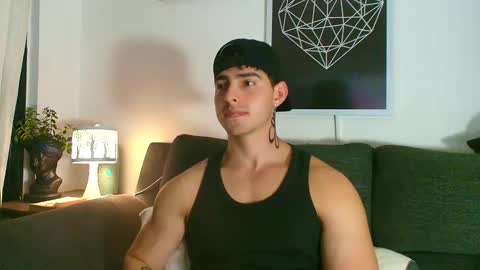 Snapshot of thomylov chatting on 03-12-26, 04:18 thomylov online show from 03-12-26, 04:18