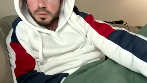 Snapshot of thor25_ chatting on 02-01-26, 03:27 The Play Den online show from 02-01-26, 03:27