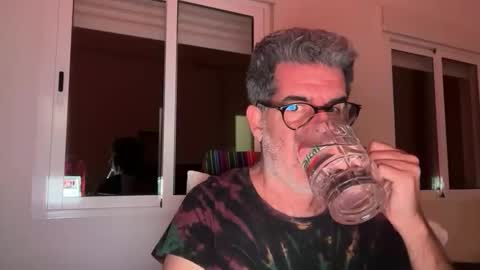 Snapshot of thotcaliente22485 chatting on 12-22-25, 05:37 thotcaliente22485 online show from 12-22-25, 05:37