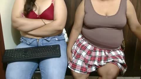 Snapshot of threesome_indian chatting on 07-11-26, 07:55 kabir 32 guy khushi 31 wife kavya 23 sexy frnd online show from 07-11-26, 07:55