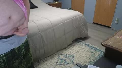 Snapshot of throbbin_williams_069 chatting on 04-06-26, 01:03 throbbin_williams_069 online show from 04-06-26, 01:03