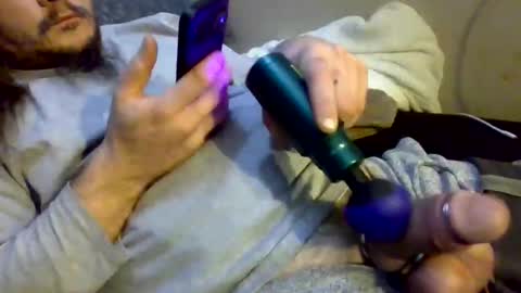 Snapshot of thunder8u42 chatting on 10-08-25, 12:08 thunder8u42 online show from 10-08-25, 12:08