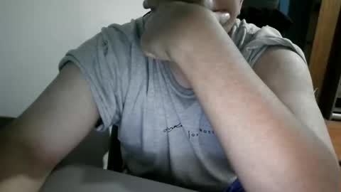 Snapshot of tiago2588 chatting on 04-05-26, 03:09 tiago2588 online show from 04-05-26, 03:09