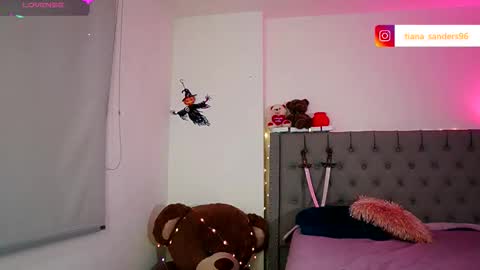 TATIANA online show from 10-30-25, 02:35