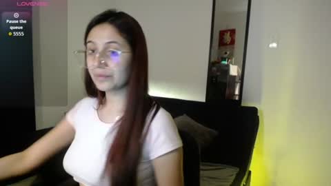 Snapshot of tiana_sweett chatting on 06-20-26, 02:25 tiana online show from 06-20-26, 02:25