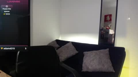Snapshot of tiana_sweett chatting on 06-26-26, 03:44 tiana online show from 06-26-26, 03:44