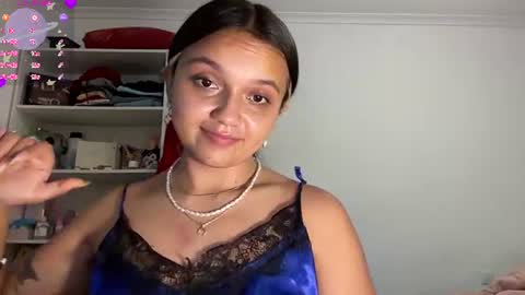 Tiana Le online show from 07-11-26, 11:24