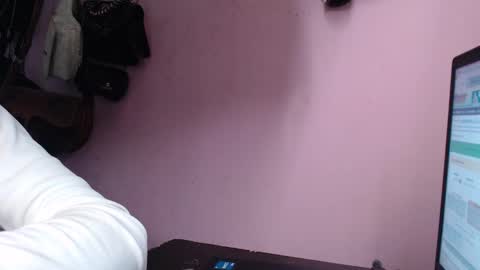 Tiana online show from 11-26-25, 06:20