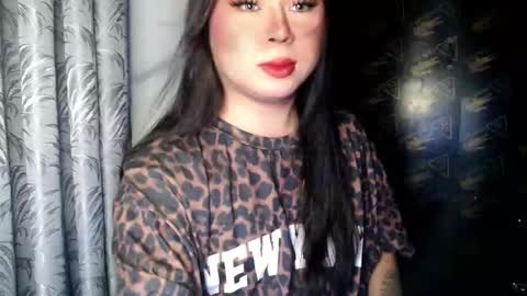 arianna tiara online show from 11-18-25, 09:03