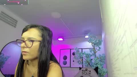 Tiara  online show from 01-11-26, 03:33