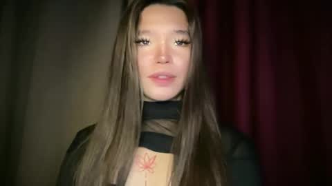 Snapshot of tiaragodhere chatting on 02-05-26, 02:27 Ms. Tiara online show from 02-05-26, 02:27