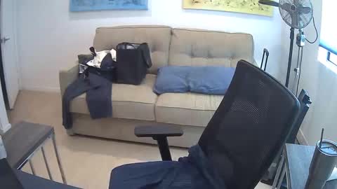 Snapshot of tied__up chatting on 12-12-24, 06:10 JustMe online show from 12-12-24, 06:10