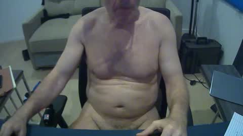 JustMe online show from 03-31-26, 01:33