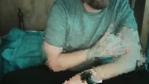 Snapshot of tiedntattoed chatting on 02-14-26, 03:31 tiedntattoed online show from 02-14-26, 03:31