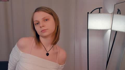 Lily online show from 03-02-26, 09:16