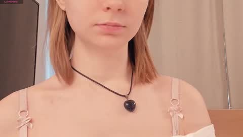 Lily online show from 03-05-26, 08:32