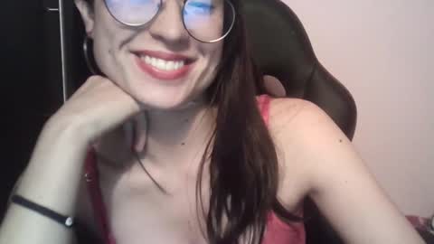 Snapshot of tifanny_a chatting on 12-16-24, 11:39 Tifanny online show from 12-16-24, 11:39